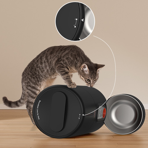 Rotating best sale cat feeder